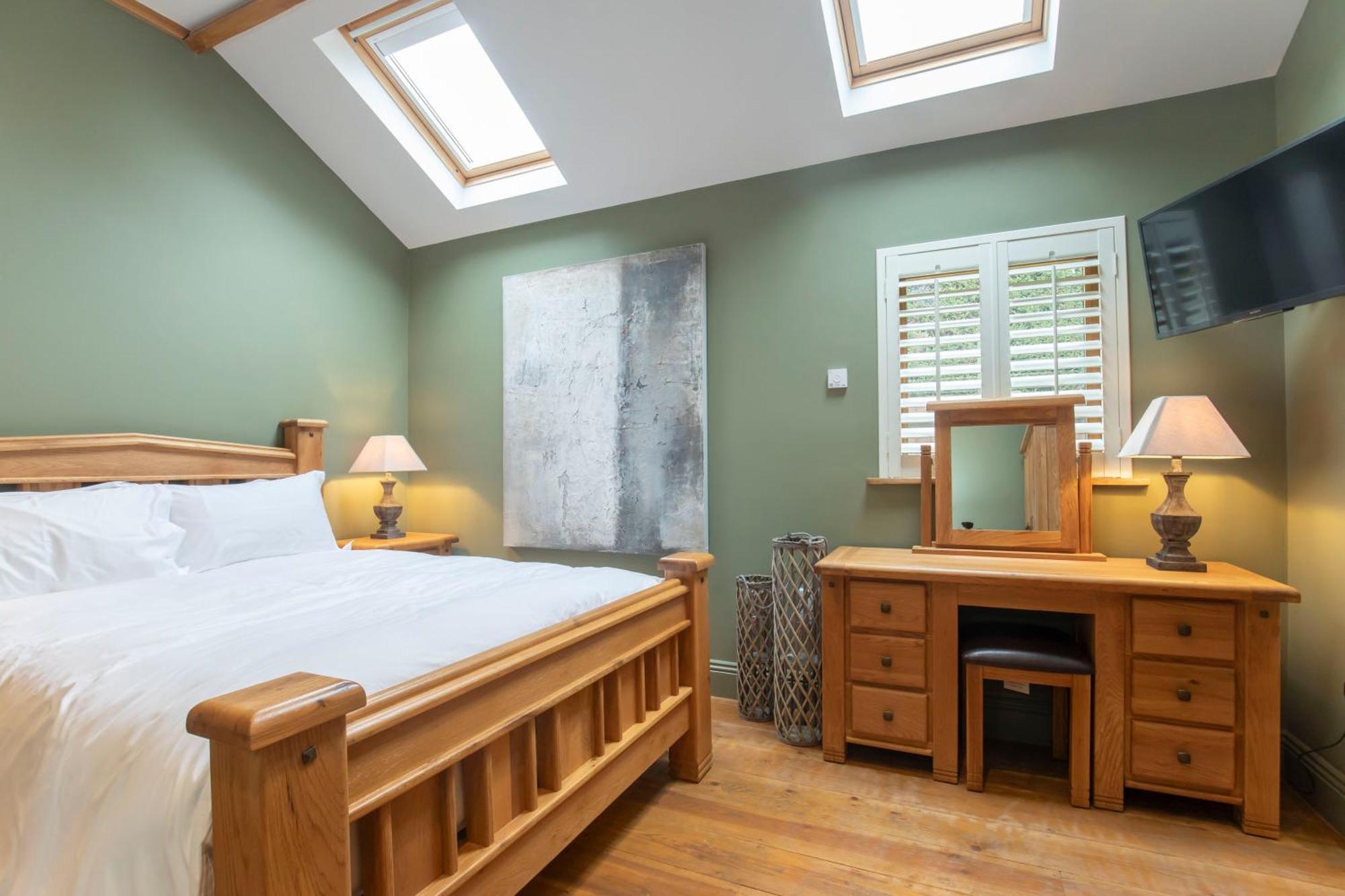Stable Lodge - Boutique Bed & Breakfast Shurdington 외부 사진