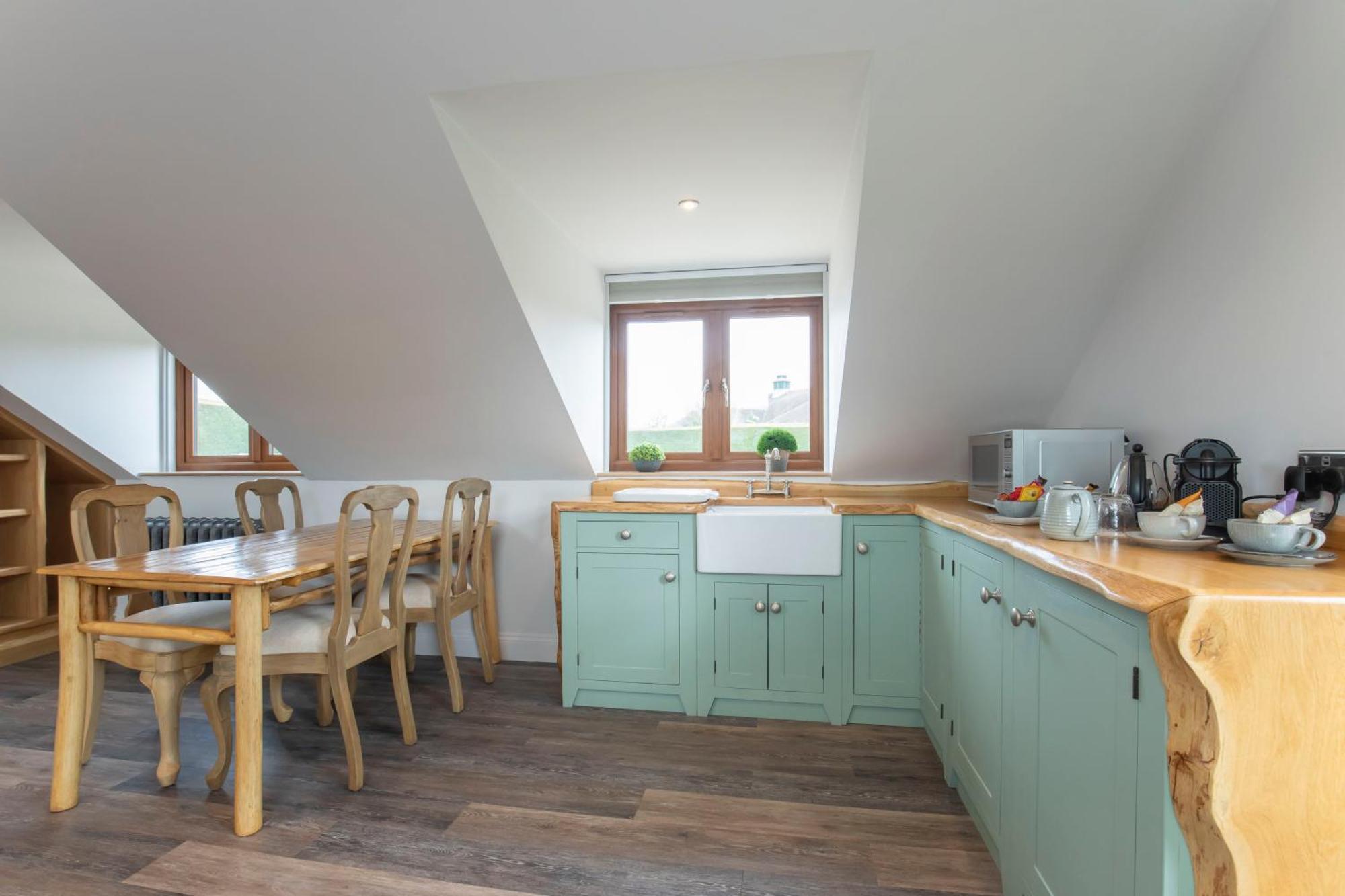 Stable Lodge - Boutique Bed & Breakfast Shurdington 외부 사진