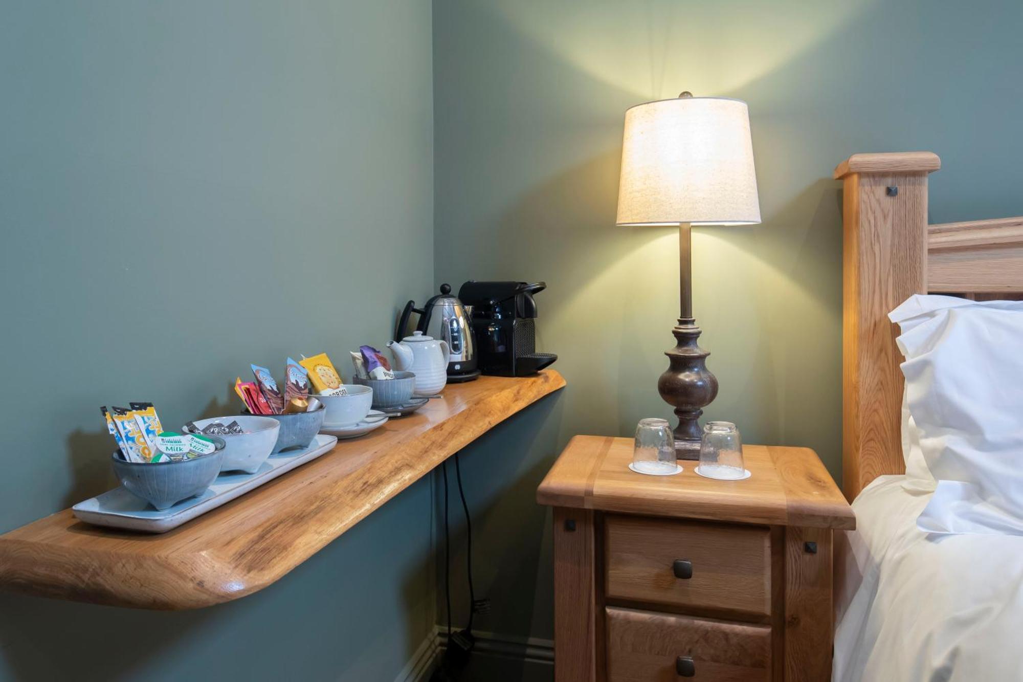 Stable Lodge - Boutique Bed & Breakfast Shurdington 외부 사진