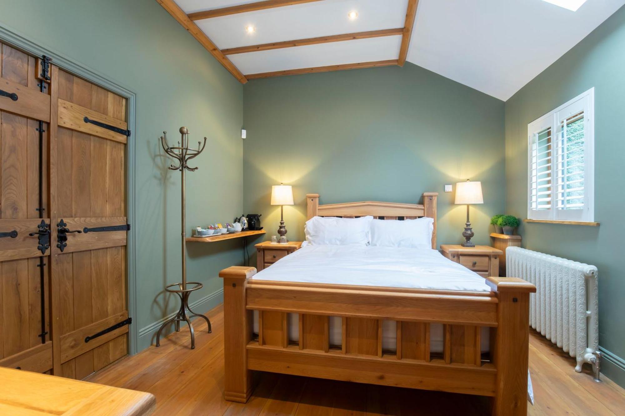 Stable Lodge - Boutique Bed & Breakfast Shurdington 외부 사진